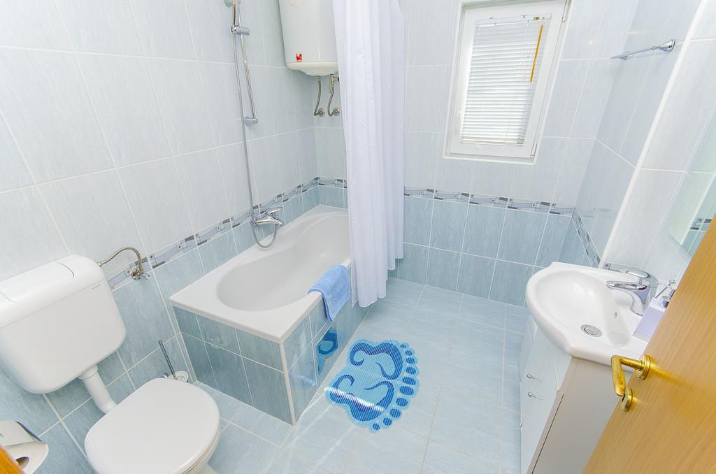 Apartments Kunac Podgora Room photo