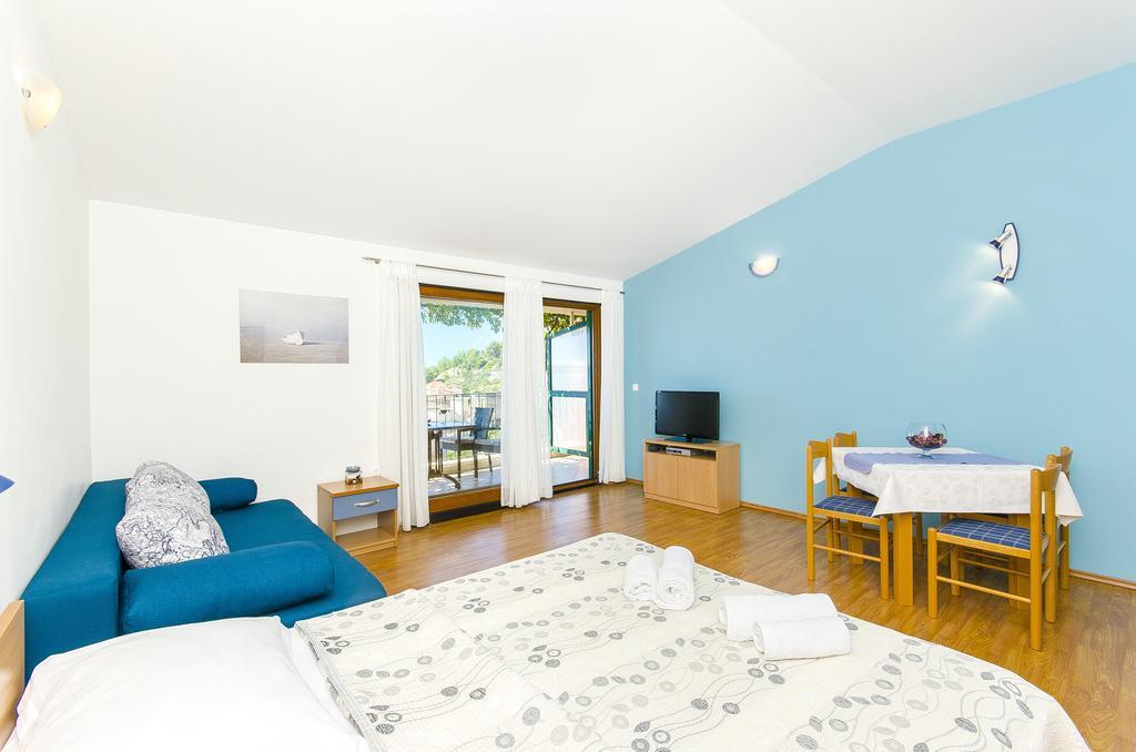 Apartments Kunac Podgora Room photo